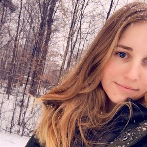 Meet your Posher, Emma